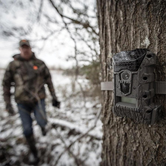 wildgame-innovations-wraith-family-friend-sharable-trail-camera-18mp-ir-brown-gmwgiwgicm0706-mounted