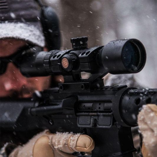 Truglo-Tru-Brite-30-Series-Tactical-Rifle-Scope-Power-Ring-Duplex-Mil-Dot-Illum-Black-XRTG8516TL_on target